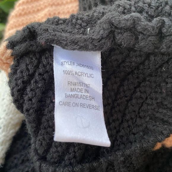 Womens Medium Long Sleeve Ribbed Sweater Round Neck White Black Pink Zig Zag - Picture 5 of 5